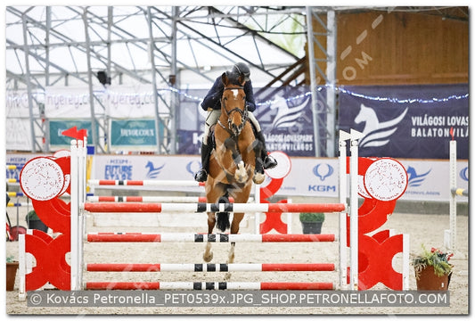 A kép az eredeti csökkentett reprezentációja