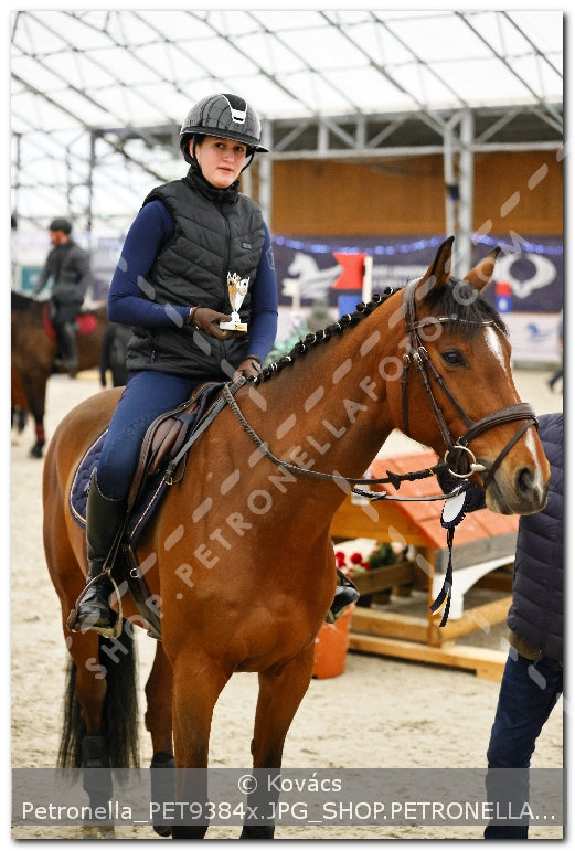 A kép az eredeti csökkentett reprezentációja