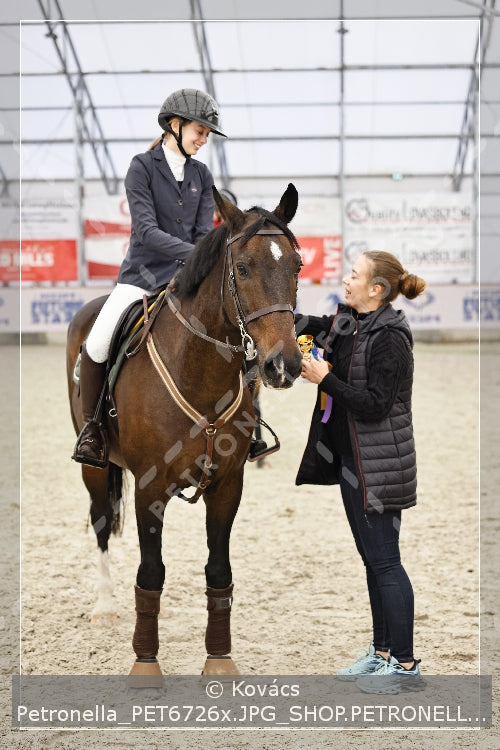 A kép az eredeti csökkentett reprezentációja