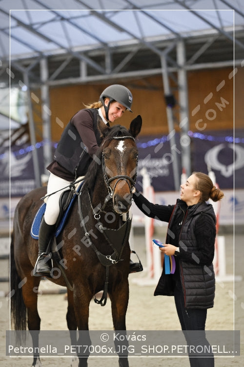 A kép az eredeti csökkentett reprezentációja