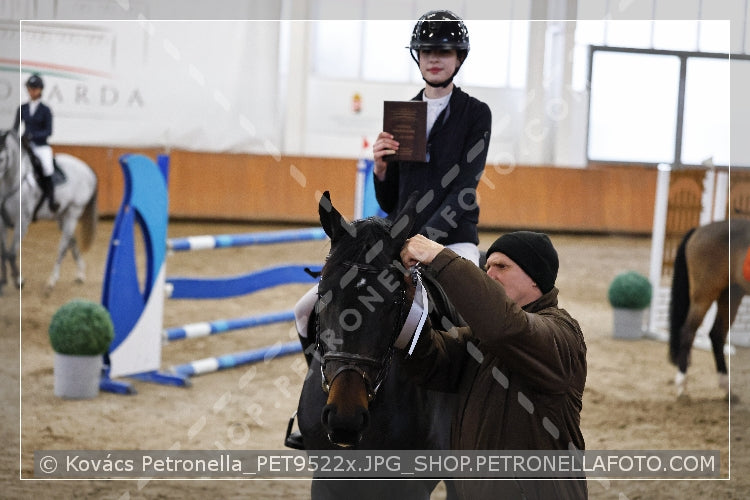 A kép az eredeti csökkentett reprezentációja