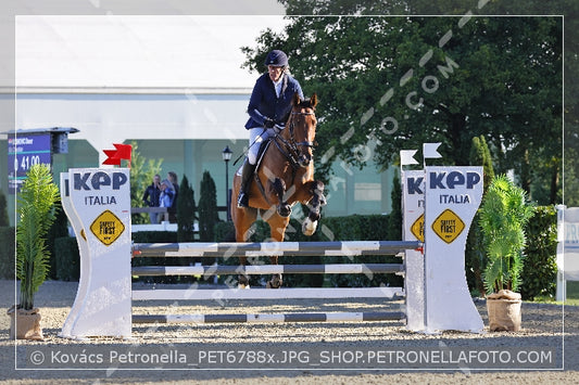 A kép az eredeti csökkentett reprezentációja