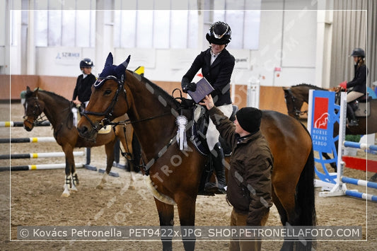 A kép az eredeti csökkentett reprezentációja