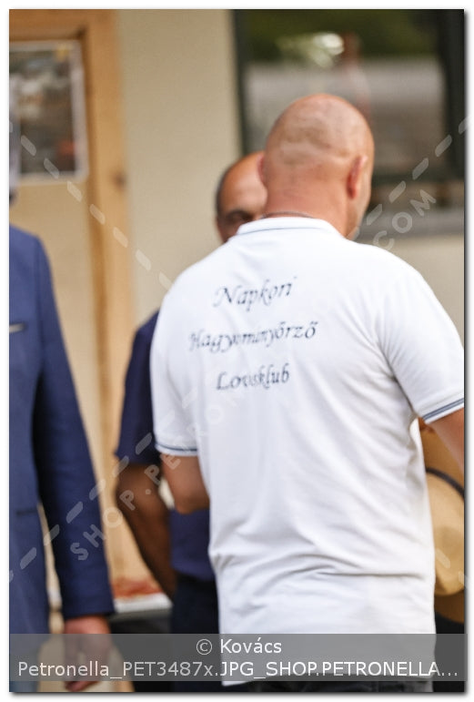 A kép az eredeti csökkentett reprezentációja