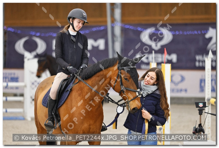A kép az eredeti csökkentett reprezentációja