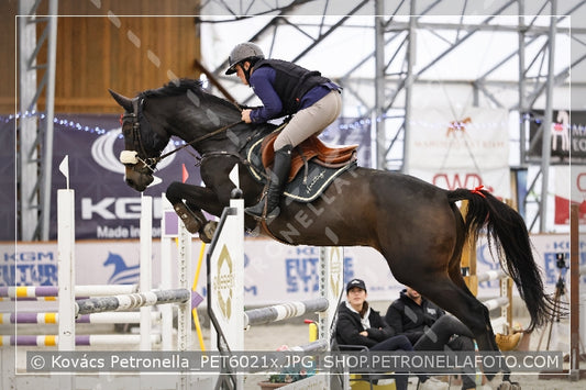 A kép az eredeti csökkentett reprezentációja