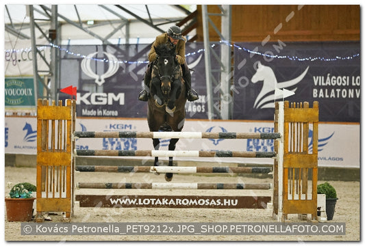 A kép az eredeti csökkentett reprezentációja