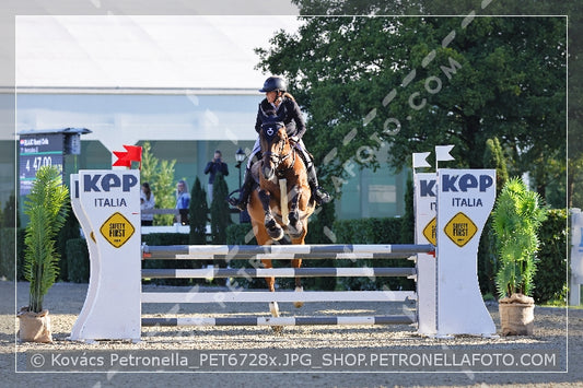 A kép az eredeti csökkentett reprezentációja