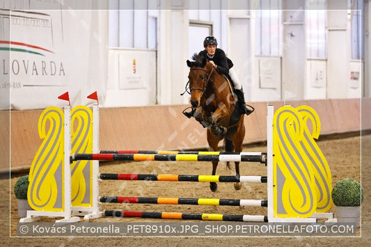 A kép az eredeti csökkentett reprezentációja