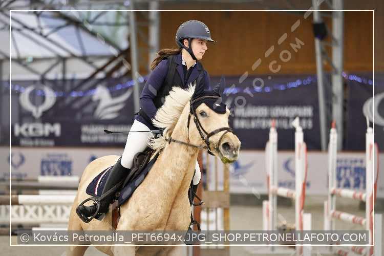 A kép az eredeti csökkentett reprezentációja
