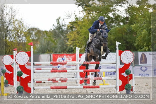 A kép az eredeti csökkentett reprezentációja