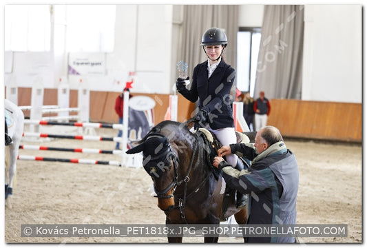 A kép az eredeti csökkentett reprezentációja